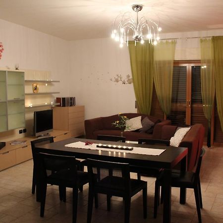 Bed and Breakfast Le Porte Di Таорміна Екстер'єр фото